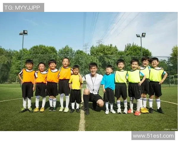 外籍教头如何在中国足球崭露头角与成就辉煌的历程回顾